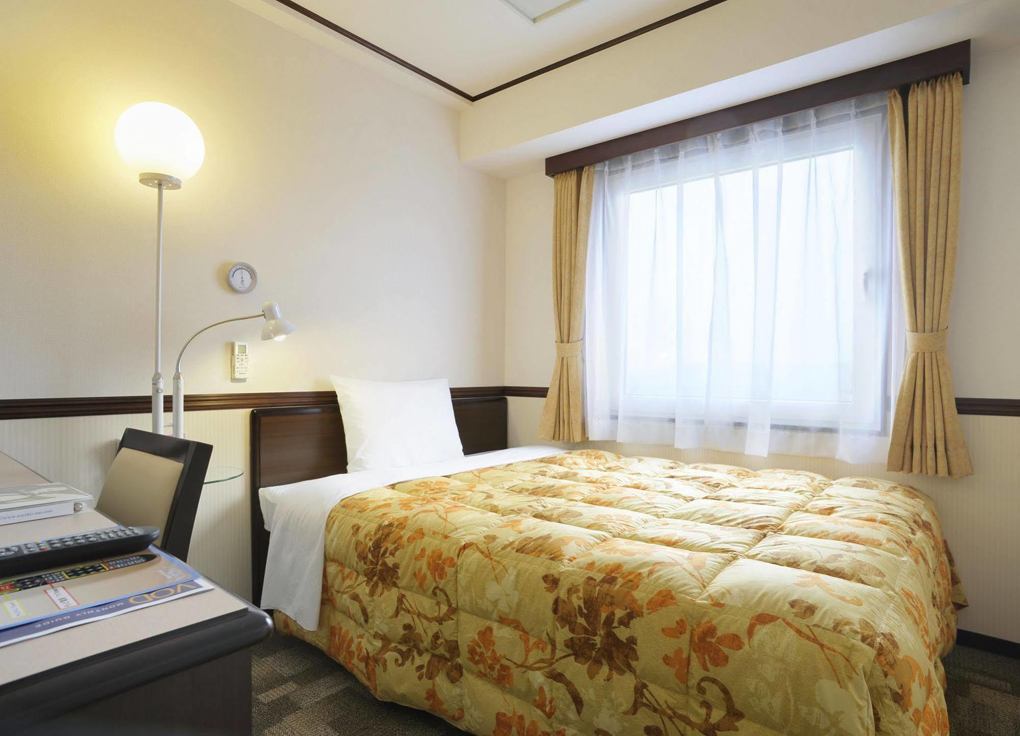 Toyoko Inn Sendai Higashi-Guchi No.1 Екстер'єр фото